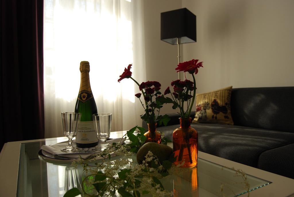 Alte Apotheke Bed & Breakfast Karlsbad Bagian luar foto